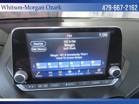 Used 2025 Nissan Sentra SV w/ Trunk Package FWD image 38