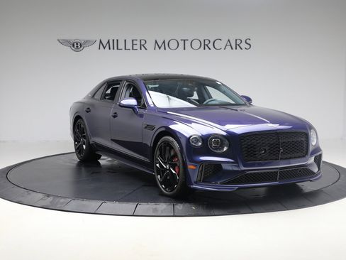 Certified 2025 Bentley Flying Spur Plug-In Hybrid image 7