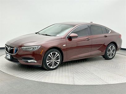 Used 2018 Buick Regal Preferred w/ Driver Confidence Package #1