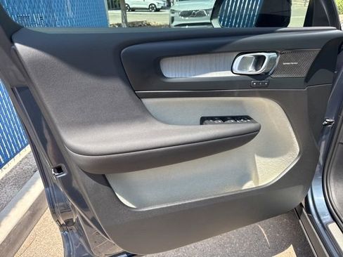 New 2026 Volvo XC40 B5 Plus w/ Climate Package AWD/4WD image 14