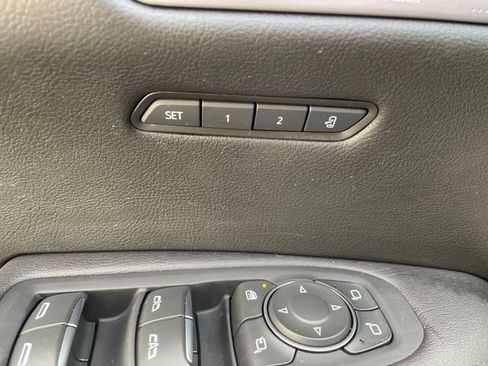 Used 2025 Cadillac XT5 Premium Luxury image 30