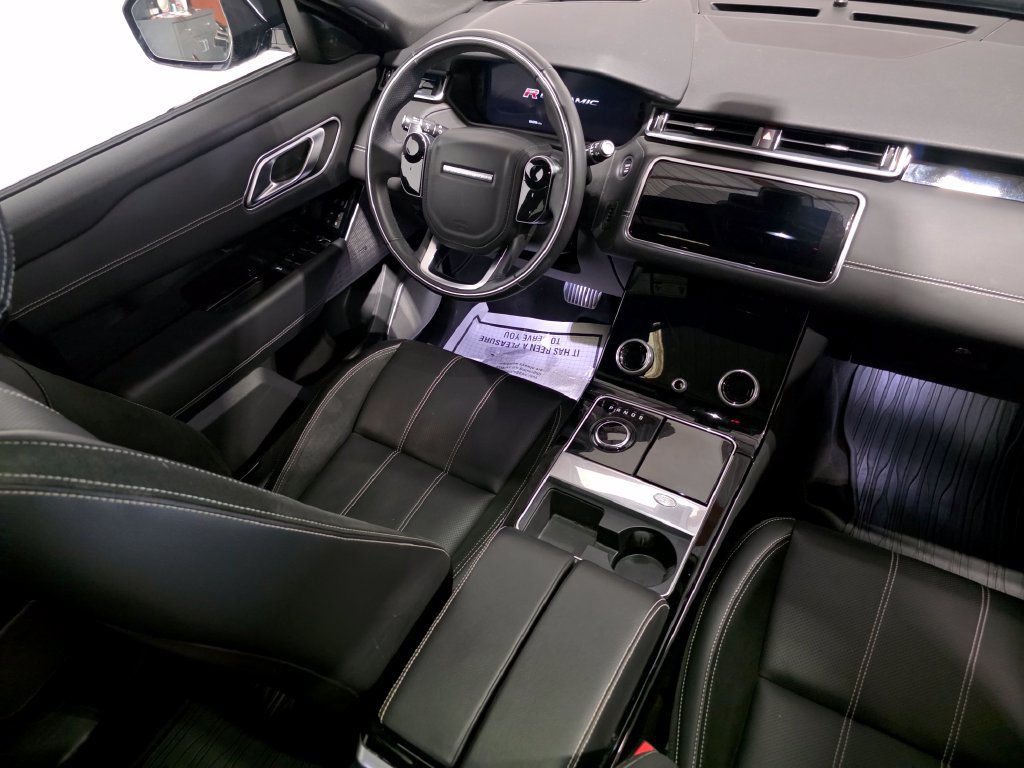 Used 2019 Land Rover Range Rover Velar R-Dynamic SE AWD/4WD image 15