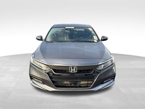 Used 2018 Honda Accord Sport image 8