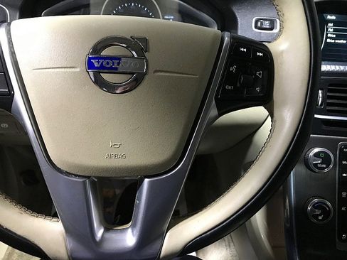 Used 2015 Volvo S60 T5 Premier image 25