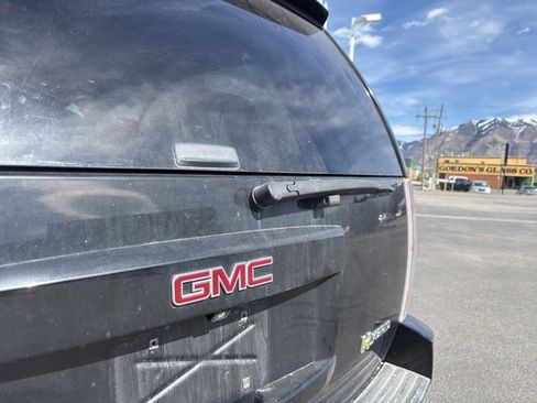 Used 2013 GMC Yukon Denali image 32