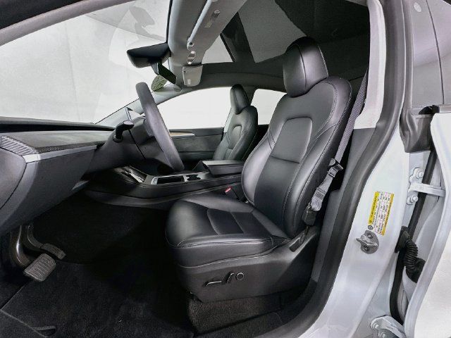 Used 2023 Tesla Model Y Long Range AWD/4WD image 8