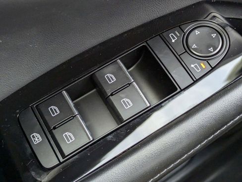 Certified 2025 MAZDA CX-30 AWD 2.5 S w/ Preferred Package image 28