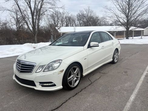 Used 2012 Mercedes-Benz E 350 Sedan w/ Lane Tracking Pkg image 2
