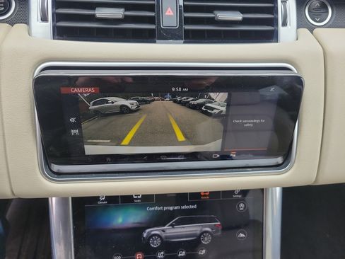 Used 2019 Land Rover Range Rover Sport HSE image 18