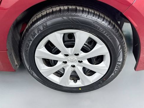 Certified 2025 Toyota Corolla LE FWD image 30