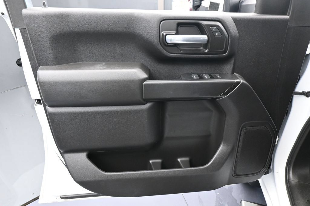Used 2026 Chevrolet Silverado 3500 W/T AWD/4WD image 13