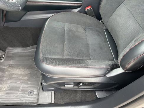 Used 2025 Ford Explorer ST image 22