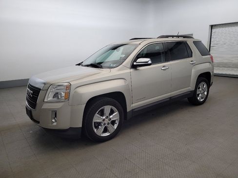 Used 2015 GMC Terrain SLE w/ Chrome Edition image 2