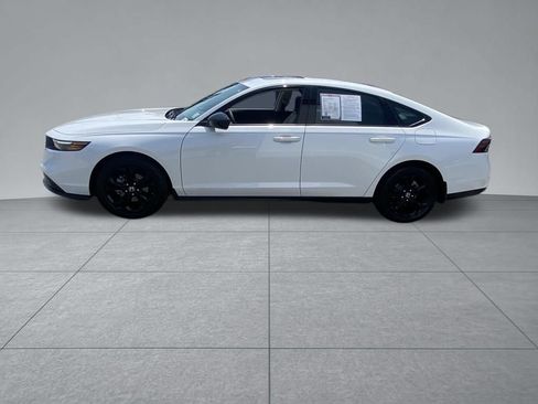 Used 2025 Honda Accord SE image 4