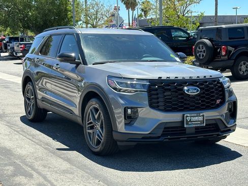 New 2026 Ford Explorer ST w/ Sun And Sound Package AWD/4WD image 10