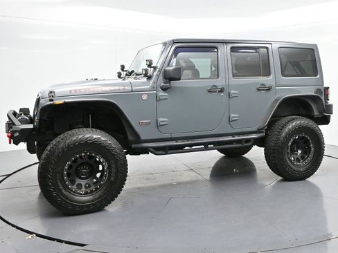 Used 2013 Jeep Wrangler Unlimited Rubicon AWD/4WD image 4