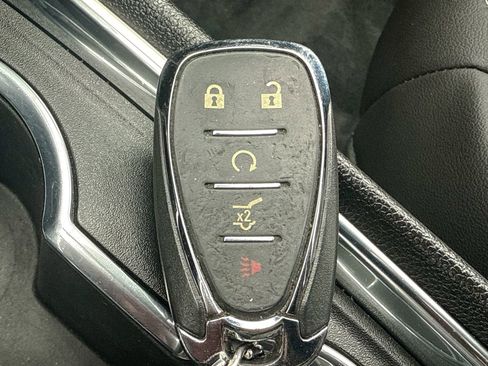 Used 2023 Chevrolet Traverse Premier w/ Redline Edition image 47