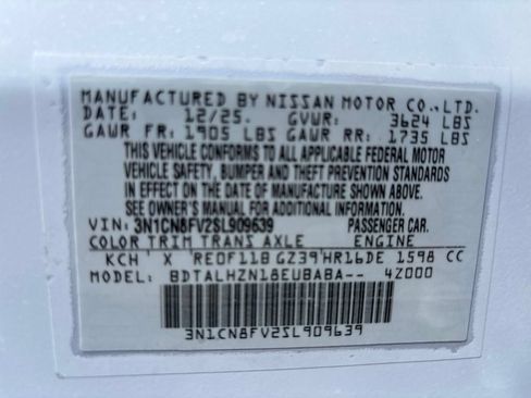 Certified 2025 Nissan Versa SR w/ Trunk Package FWD image 10