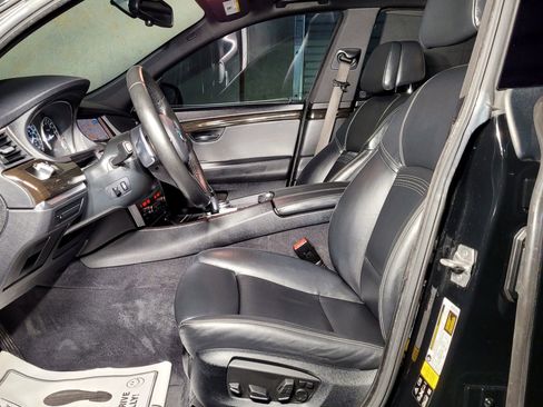 Used 2017 BMW 535i xDrive image 23