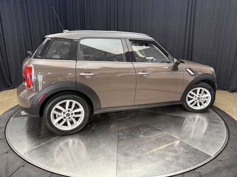 Used 2011 MINI Cooper Countryman image 6