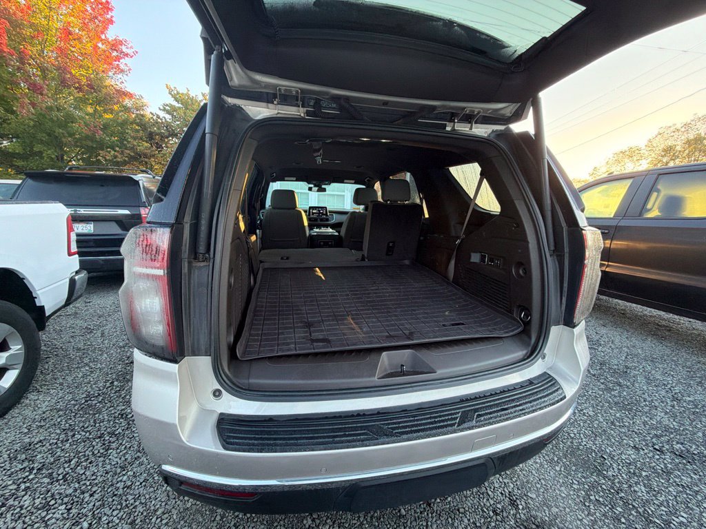 Used 2021 Chevrolet Tahoe LT w/ Luxury Package AWD/4WD image 13