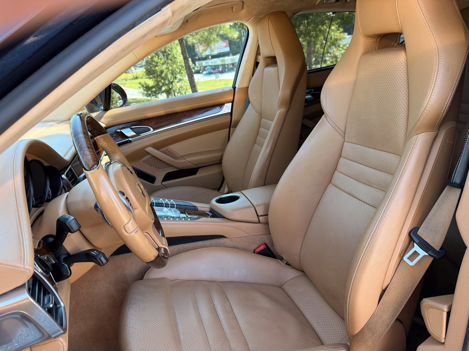 Used 2012 Porsche Panamera AWD/4WD image 35