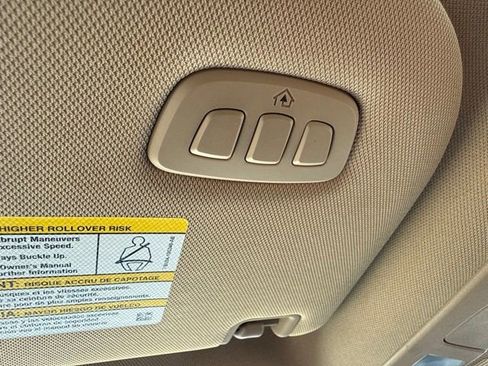 Used 2015 Ford F150 Lariat RWD image 34