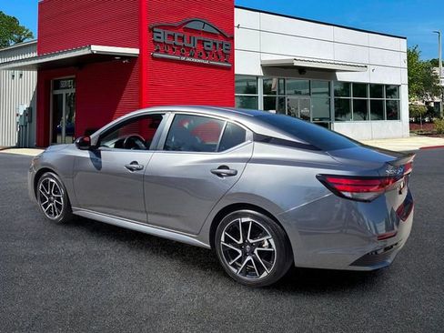 Used 2024 Nissan Sentra SR image 3