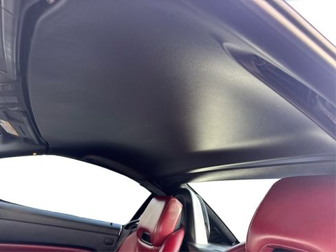 Used 2013 Mercedes-Benz SLK 250 image 23