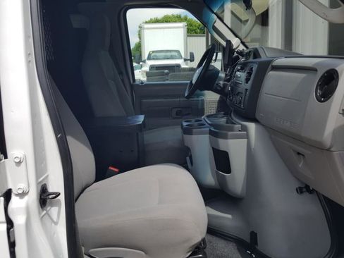 Used 2014 Ford E-150 and Econoline 150 w/ Power Group RWD image 20
