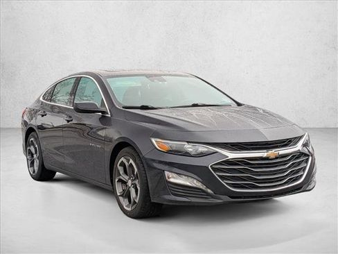 Used 2023 Chevrolet Malibu LT image 3