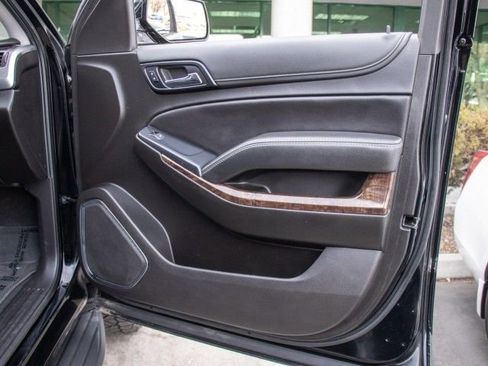 Used 2019 Chevrolet Tahoe LS AWD/4WD image 19