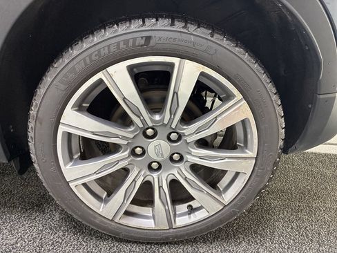 Used 2019 Cadillac XT4 Premium Luxury AWD/4WD image 9