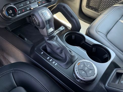 New 2026 Ford Bronco Outer Banks w/ Sasquatch Package AWD/4WD image 22