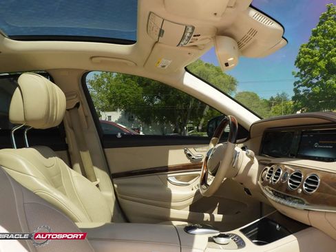 Used 2016 Mercedes-Benz S 550 4MATIC Sedan image 34