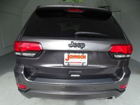 Used 2019 Jeep Grand Cherokee Altitude AWD/4WD image 22