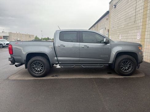 Used 2020 Chevrolet Colorado Z71 AWD/4WD image 5