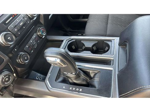 Used 2018 Ford F150 XLT w/ Equipment Group 302A Luxury AWD/4WD image 20