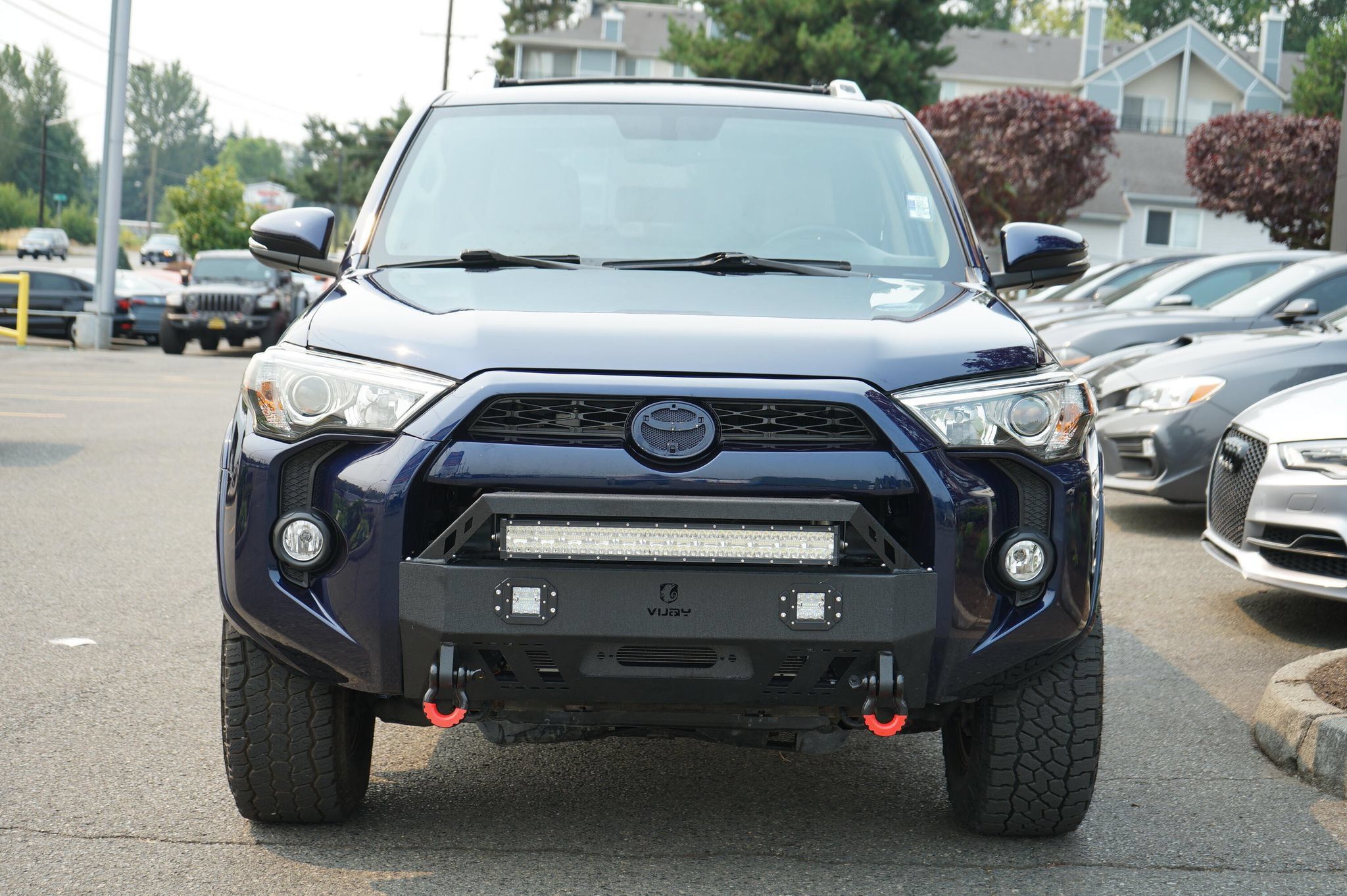 Used 2018 Toyota 4Runner SR5 Premium AWD/4WD image 9