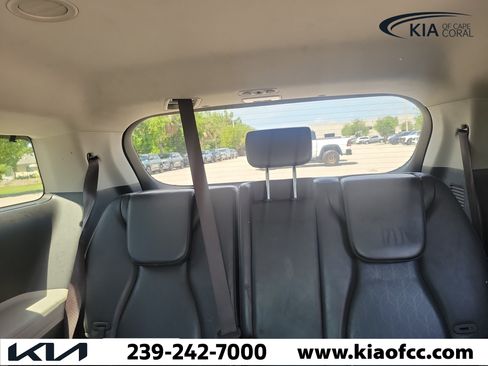 Certified 2023 Kia Carnival SX FWD image 17