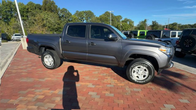 Used 2021 Toyota Tacoma SR w/ SR Convenience Package RWD image 4