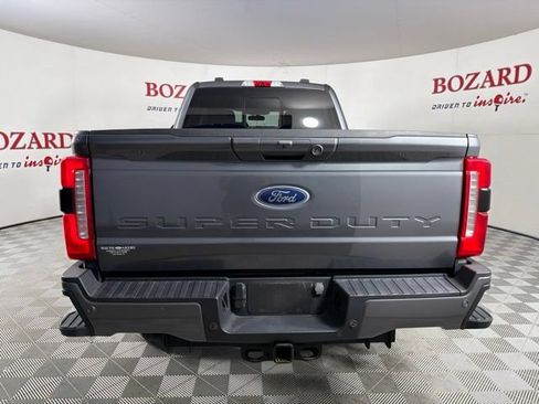Used 2023 Ford F250 Lariat w/ Lariat Ultimate Package AWD/4WD image 7