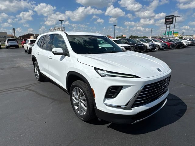 Used 2025 Buick Enclave Preferred AWD/4WD image 1