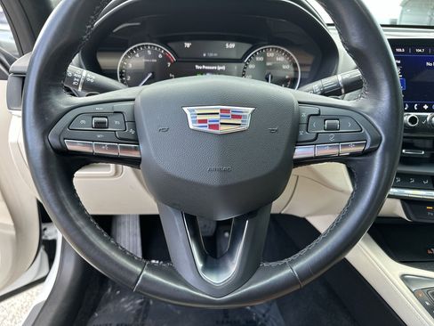 Used 2023 Cadillac CT4 Luxury RWD image 11