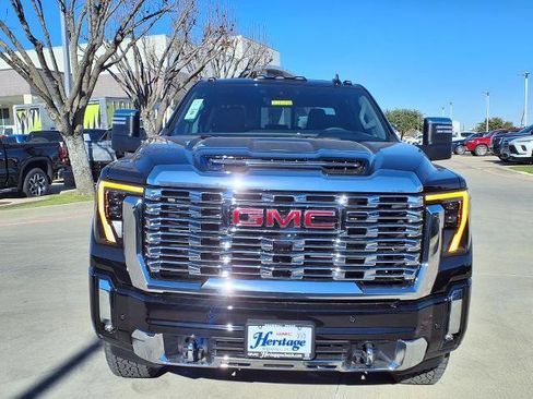 New 2026 GMC Sierra 2500 Denali w/ Denali Reserve Package image 25