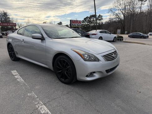 Used 2013 INFINITI G37 x Coupe w/ Premium Pkg image 8