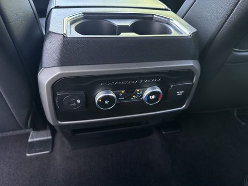 Used 2021 Ford Expedition XLT AWD/4WD image 20