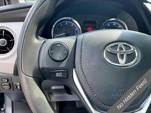 Used 2018 Toyota Corolla LE w/ Body Protection Package FWD image 16