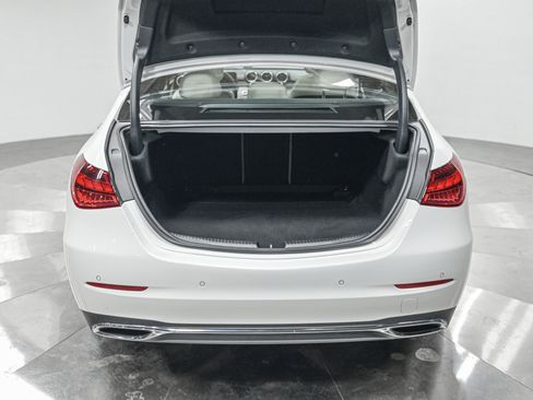 Used 2025 Mercedes-Benz C 300 4MATIC Sedan image 6