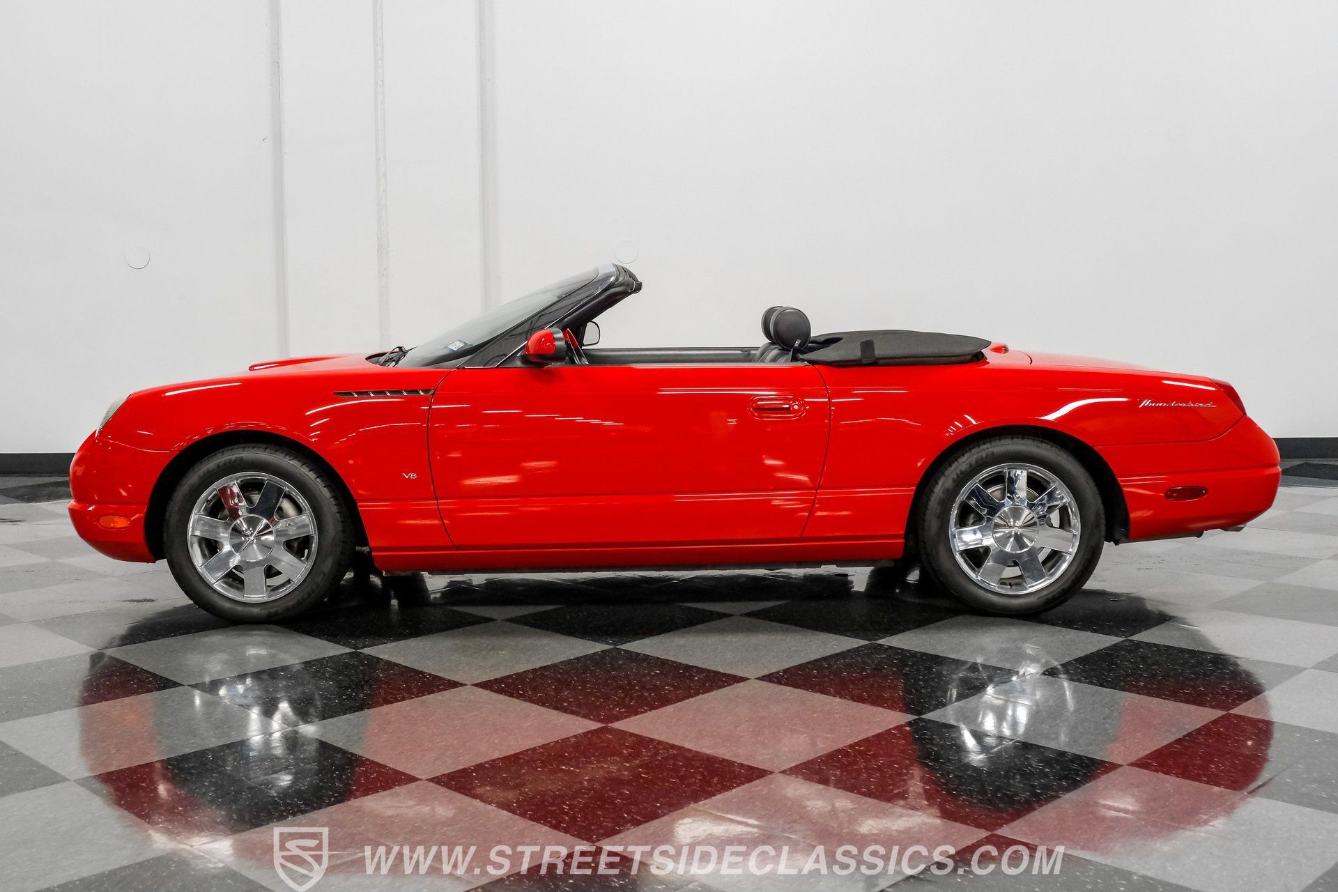 Used 2003 Ford Thunderbird RWD image 2